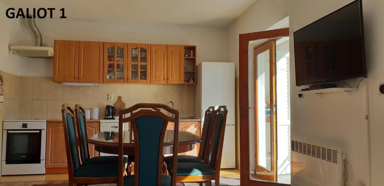 Apartmani Galiot Ίγκαλο Εξωτερικό φωτογραφία